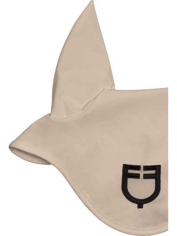 Cuffietta in tessuto tecnico con orecchie sagomate