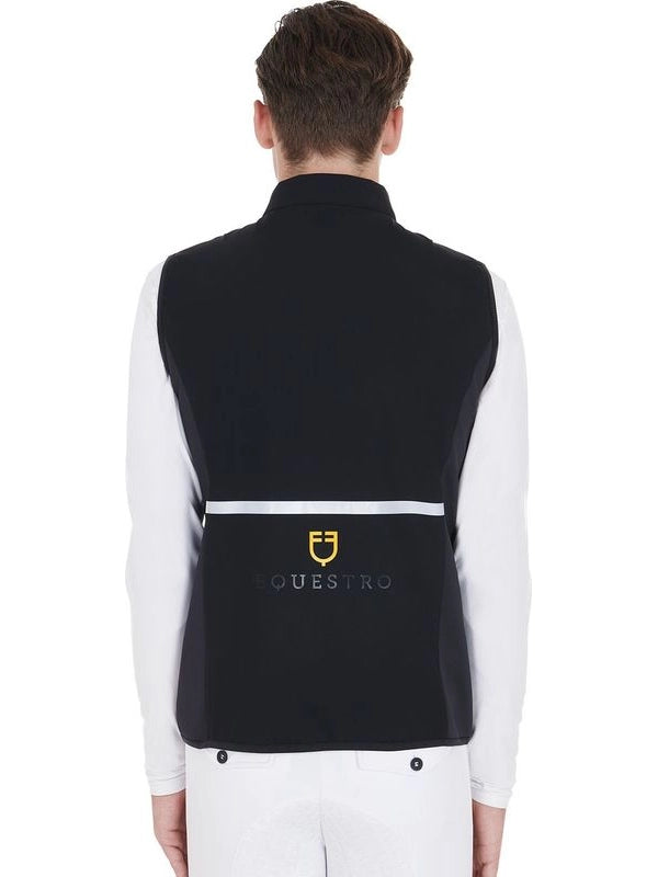 Smanicato uomo slim fit in tessuto tecnico