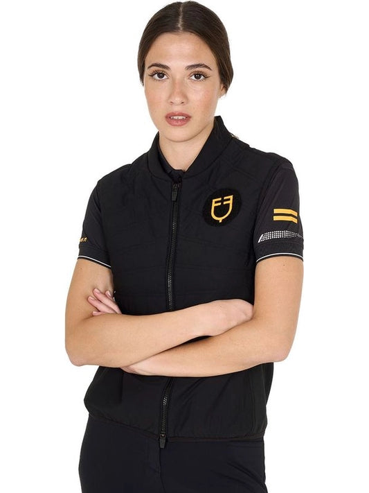 Smanicato donna slim fit in tessuto tecnico
