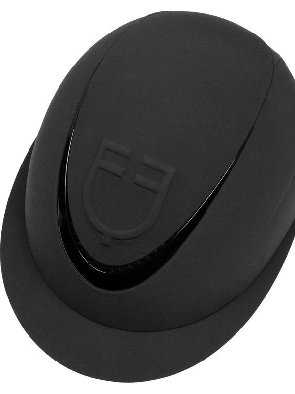 Cap donna con visiera larga e logo embossed omologazione EN 1384-2023